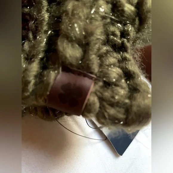 Lucky Brand scarf/mittens/beanie - Picture 5 of 5